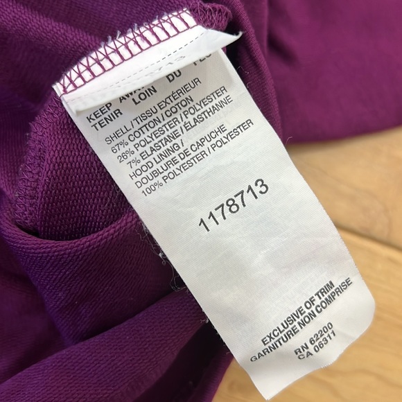 2 Puma Lightweight Hoodies - Picture 6 of 8